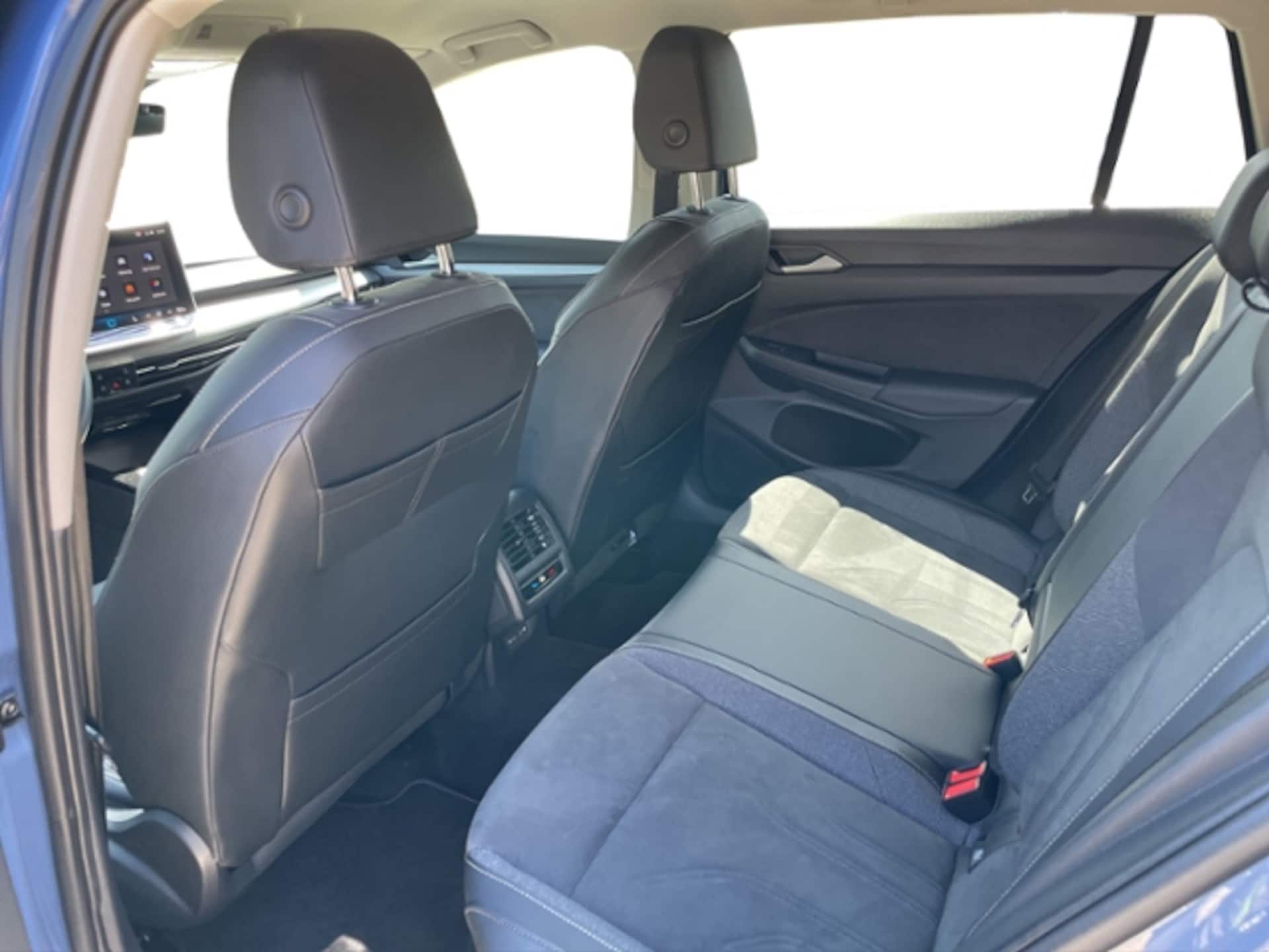 Volkswagen Golf Variant Style