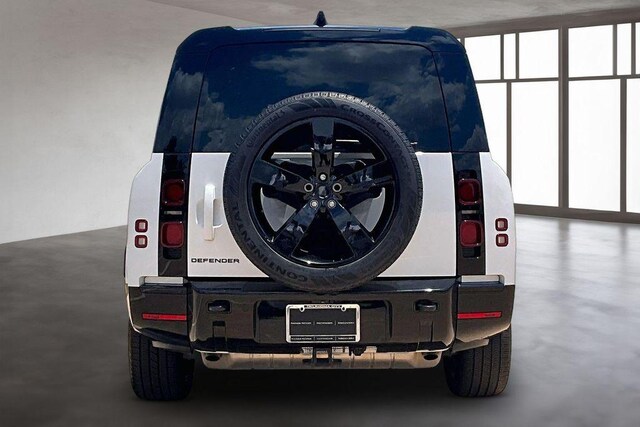 2025 Land Rover Defender