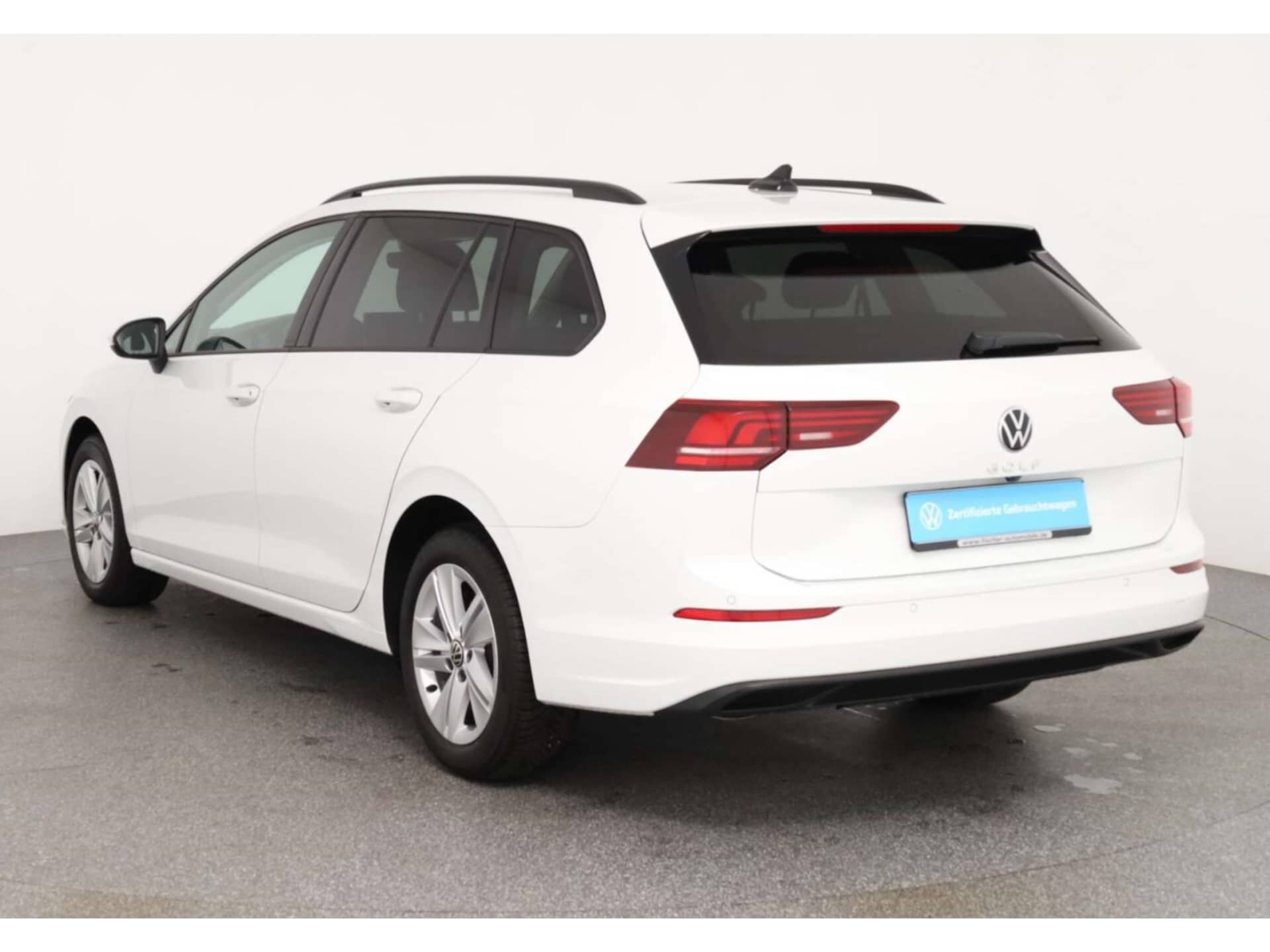 Volkswagen Golf Variant Life