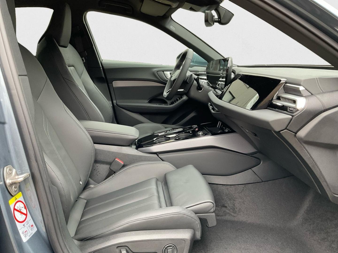 Bild über Audi A5 Limousine TFSI S tronic - für weitere Informationen kontaktieren Sie den Audi Partner