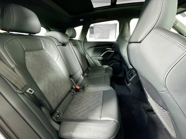 2025 Audi SQ5 Premium Plus - Photo 18