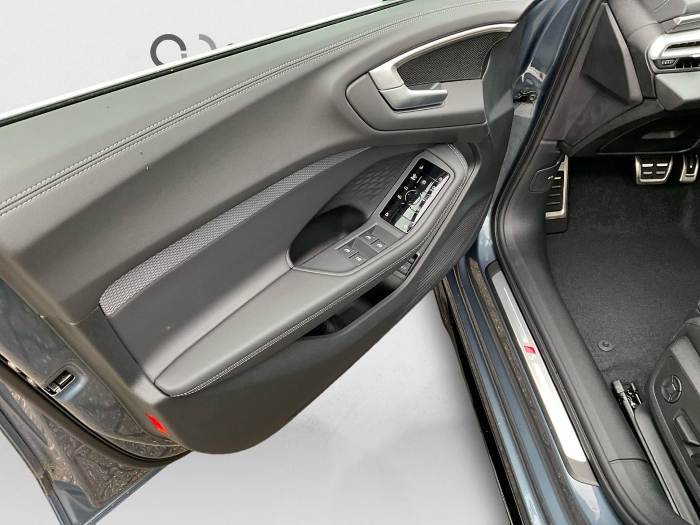 Bild über Audi A5 Limousine TFSI S tronic - für weitere Informationen kontaktieren Sie den Audi Partner