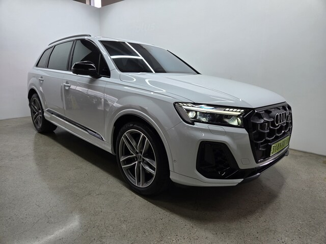 Audi Q7 55 TFSI quattro Premium 250 340 kW hp tiptronic