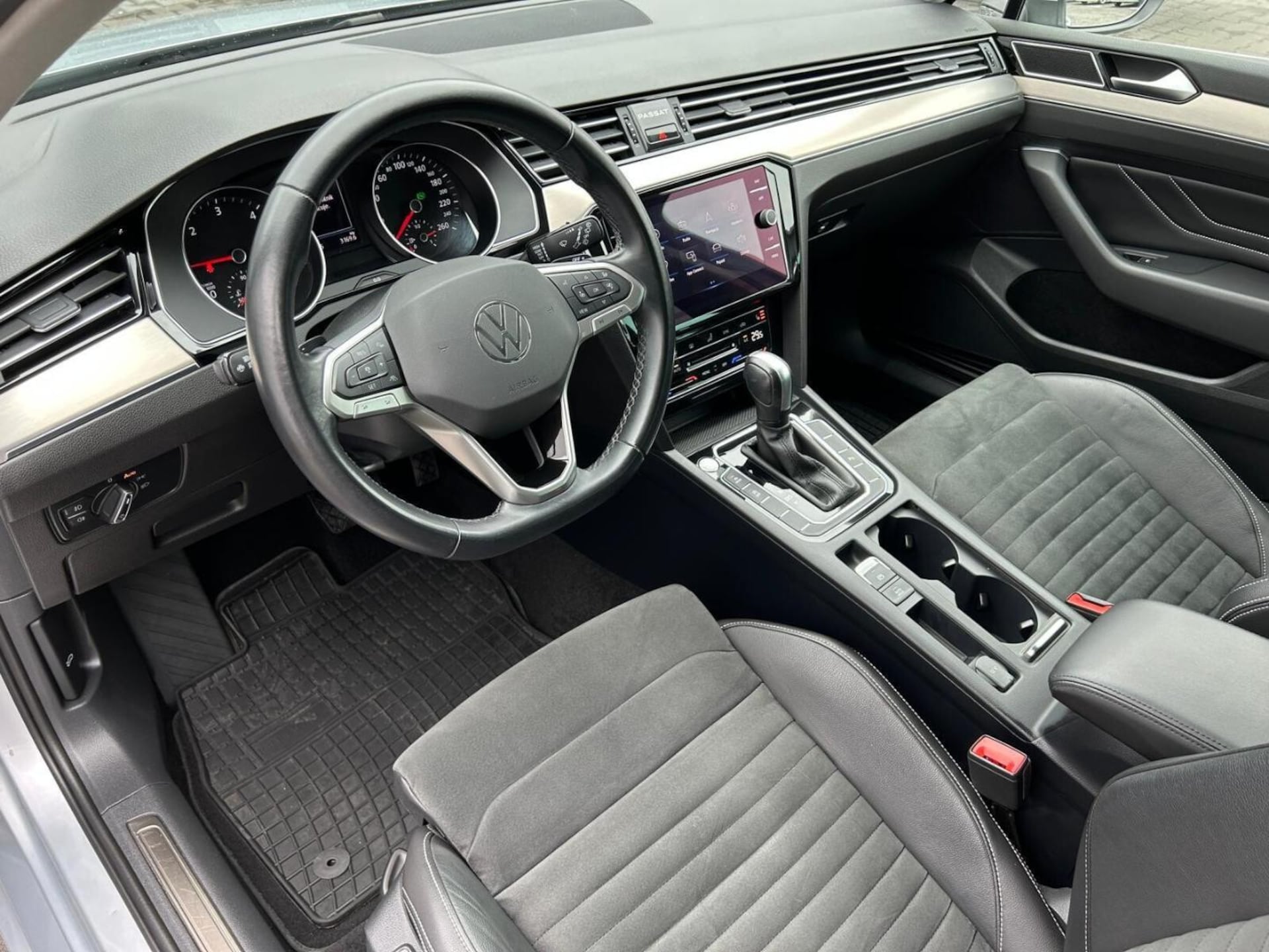 Volkswagen Passat Variant Elegance