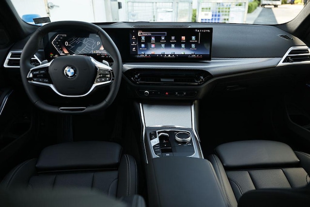 2026 BMW 330i