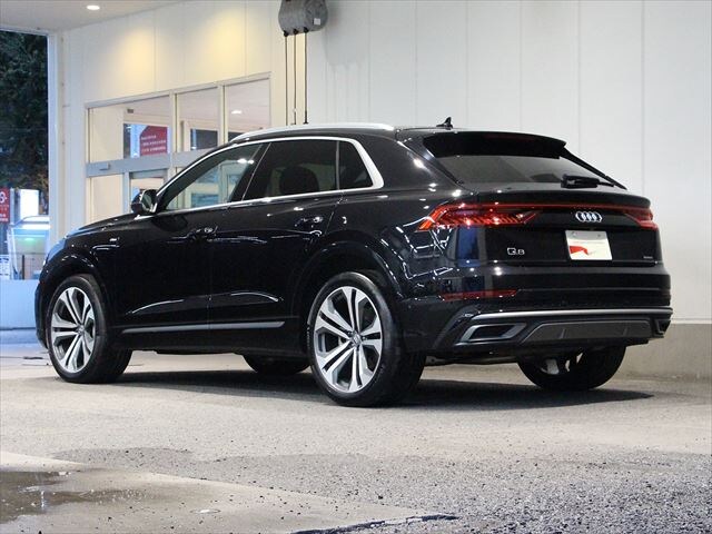 Image about Audi Q8 55 TFSI quattro S line 250(340) kW(PS) tiptronic