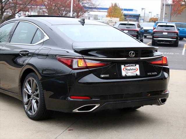 2021 LEXUS ES - Image 9