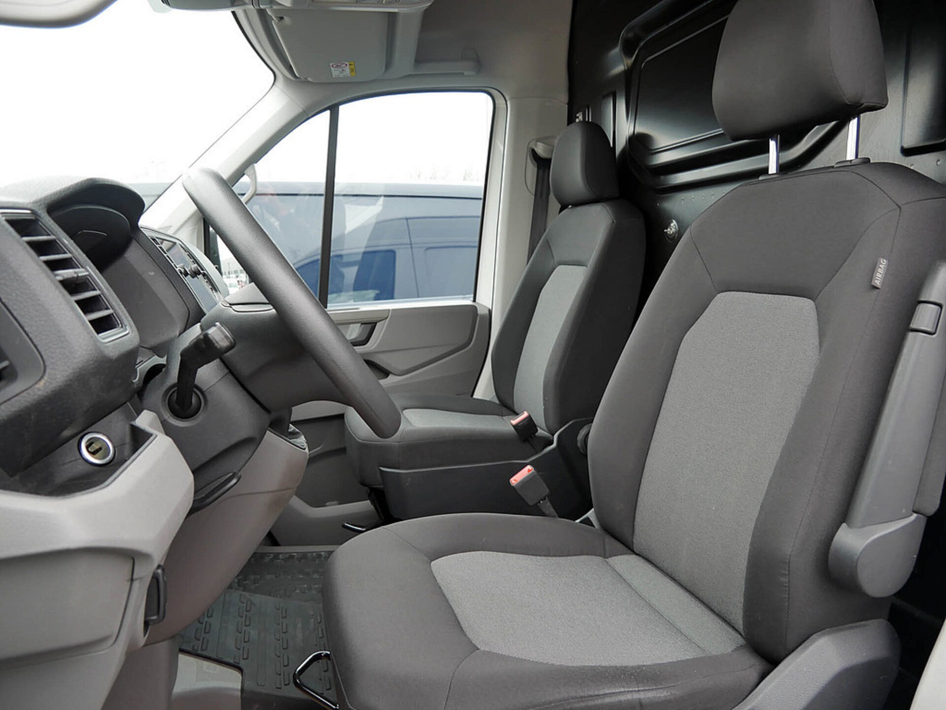 Volkswagen Crafter Kasten mittlerer Radstand