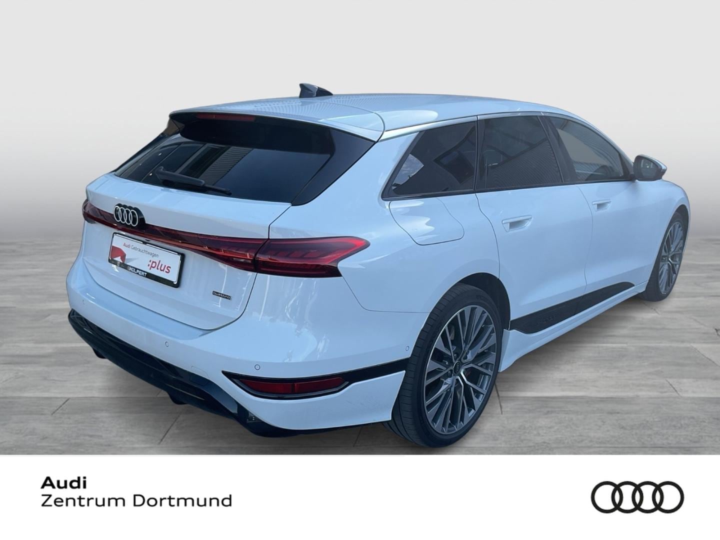 Bild über Audi A6 Avant e-tron e-tron quattro - für weitere Informationen kontaktieren Sie den Audi Partner