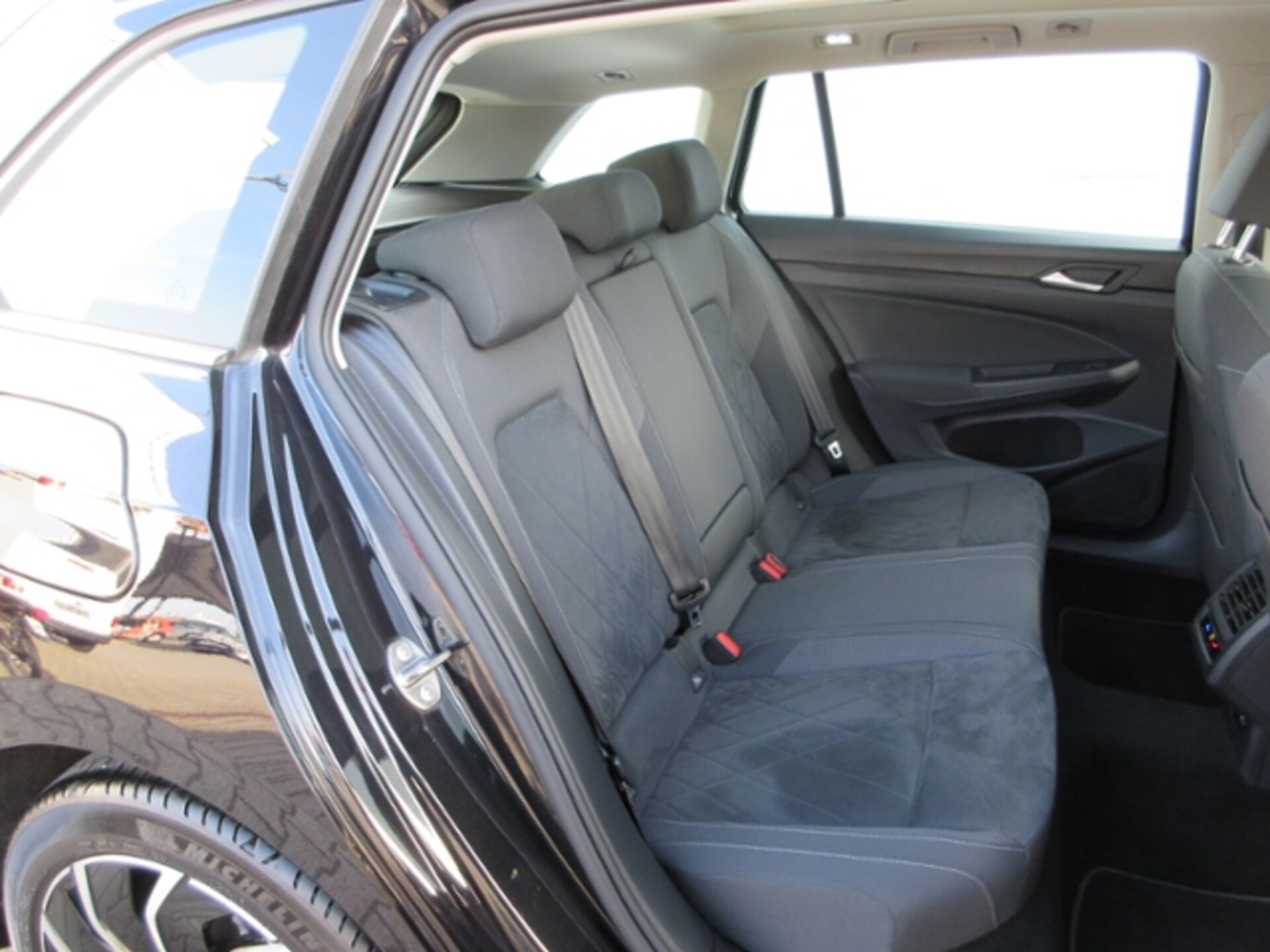 Volkswagen Golf Variant Style
