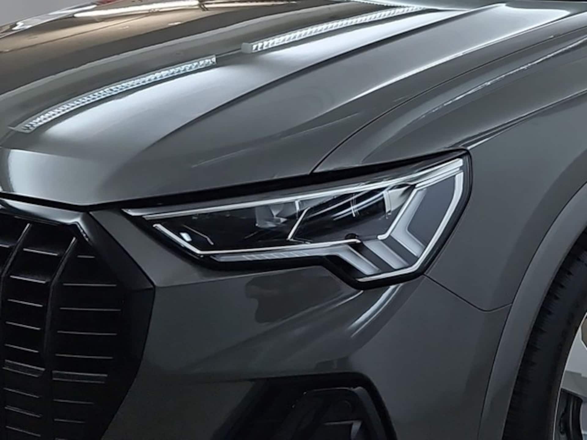 Audi Q3 SUV S line