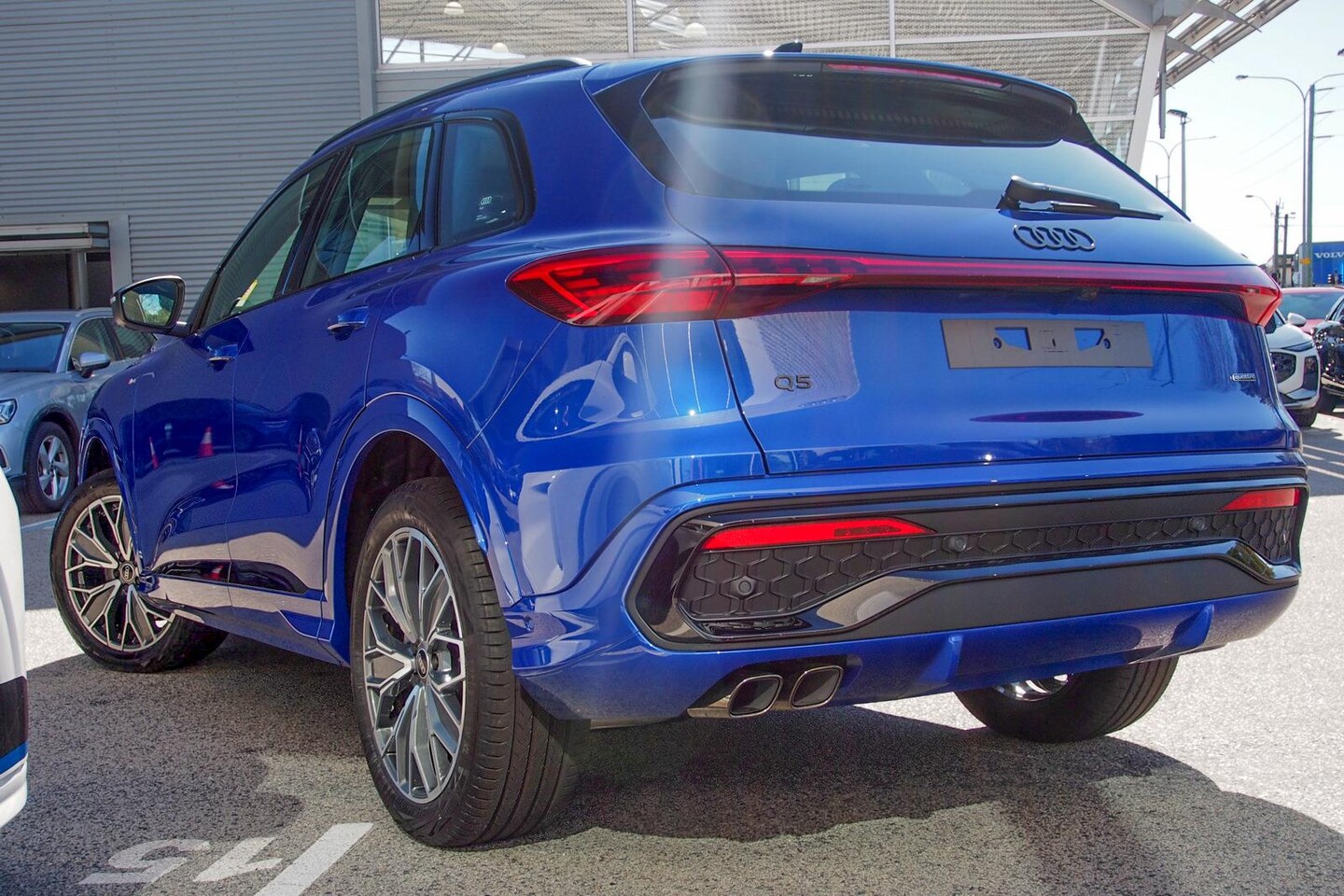Image about Audi Q5 SUV TDI quattro 150 kW sport