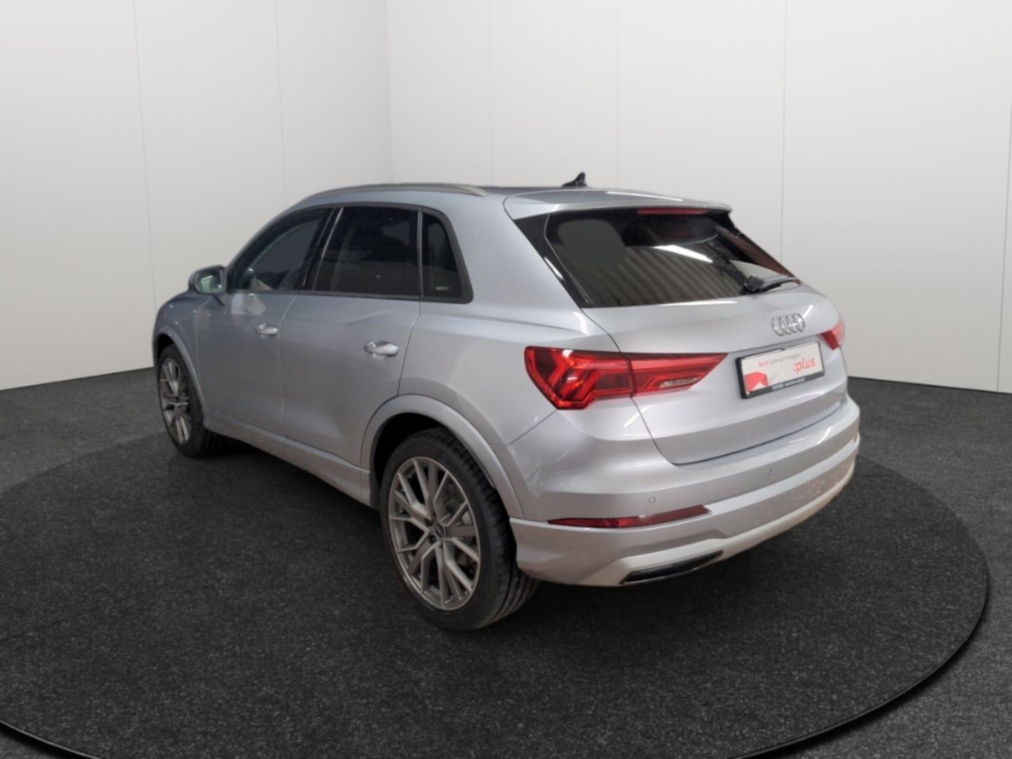 Bild über Audi Q3 TFSI 110 kW S tronic - für weitere Informationen kontaktieren Sie den Audi Partner
