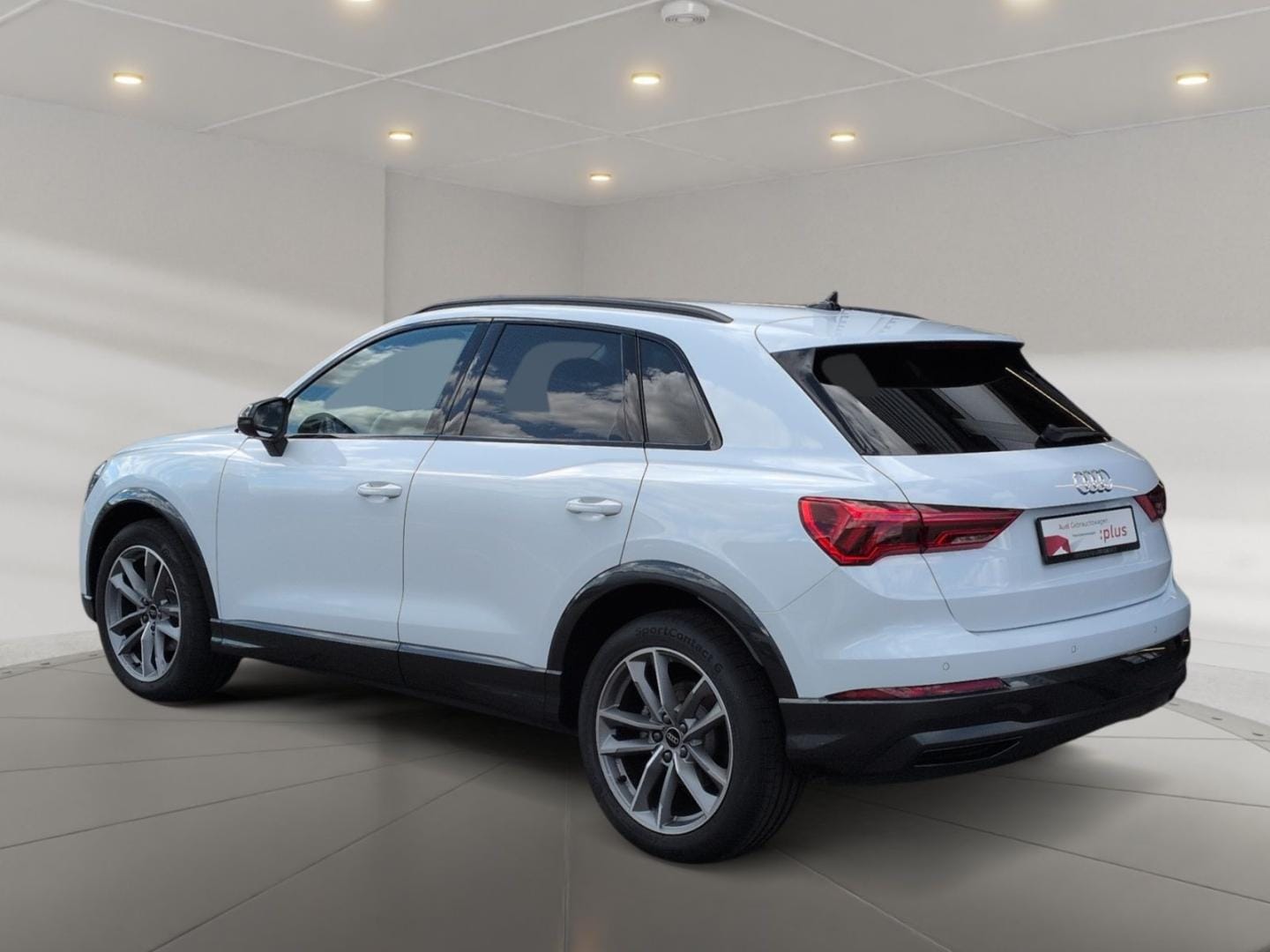 Bild über Audi Q3 TFSI 110 kW S tronic - für weitere Informationen kontaktieren Sie den Audi Partner