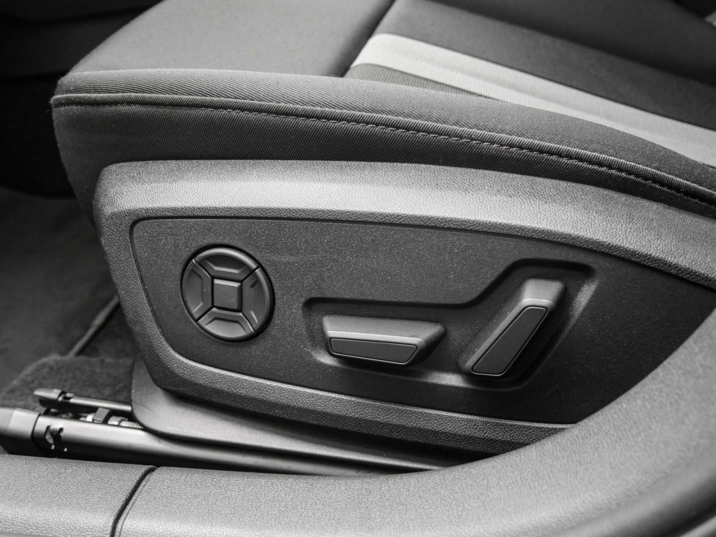 Bild über Audi A3 Sportback TFSI Schaltgetriebe - für weitere Informationen kontaktieren Sie den Audi Partner