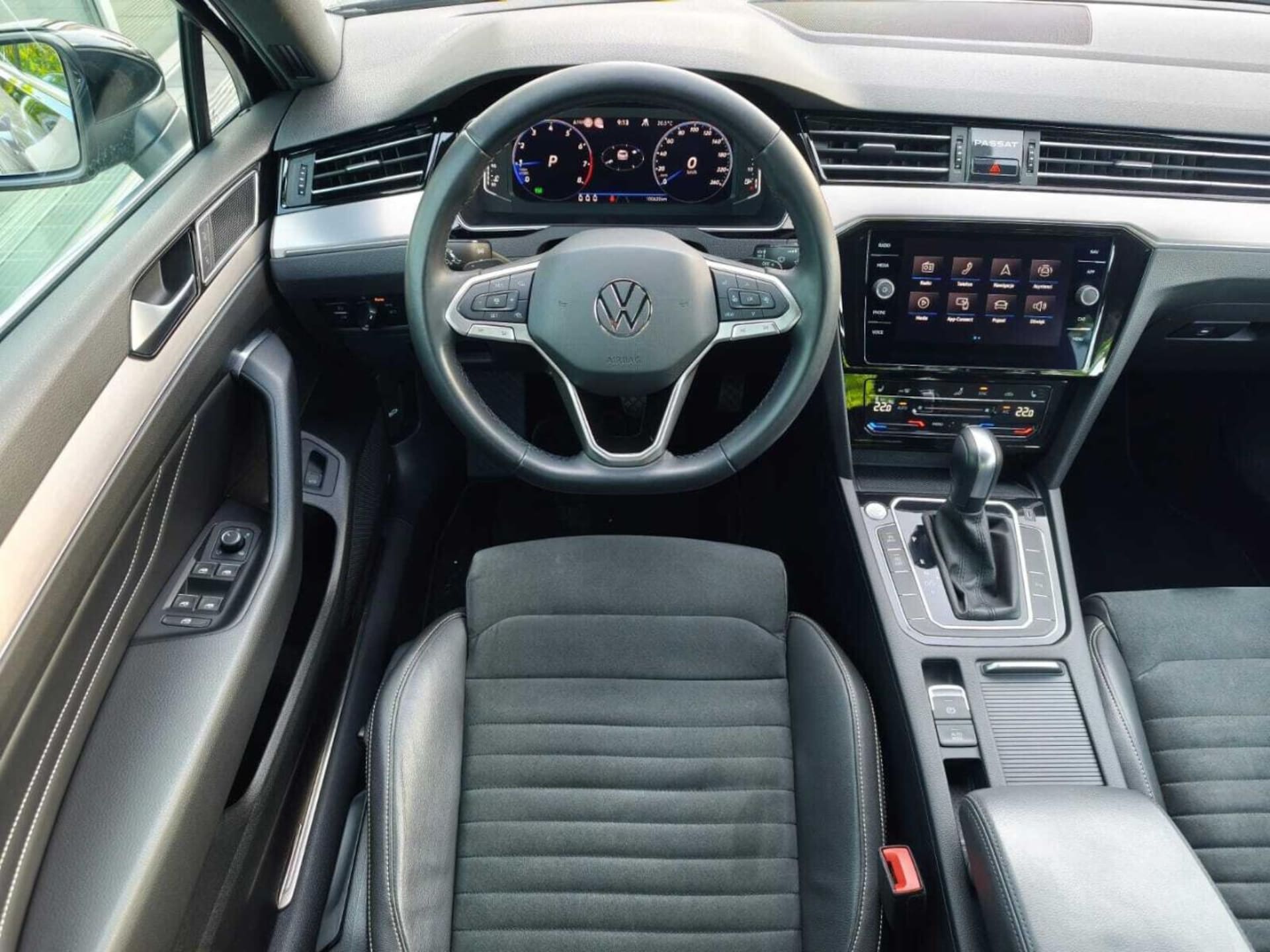 Volkswagen Passat Elegance