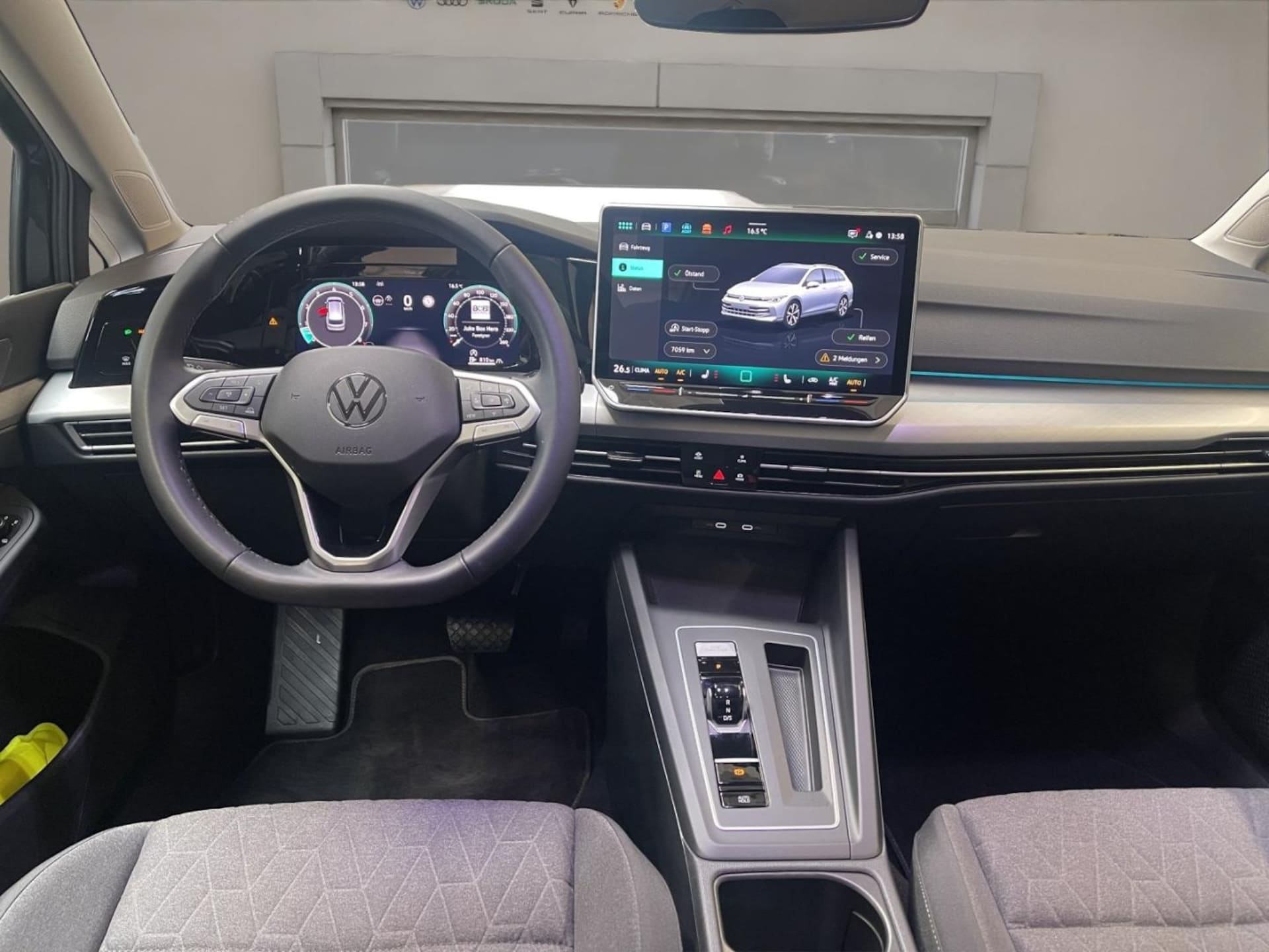 Volkswagen Golf Variant Life