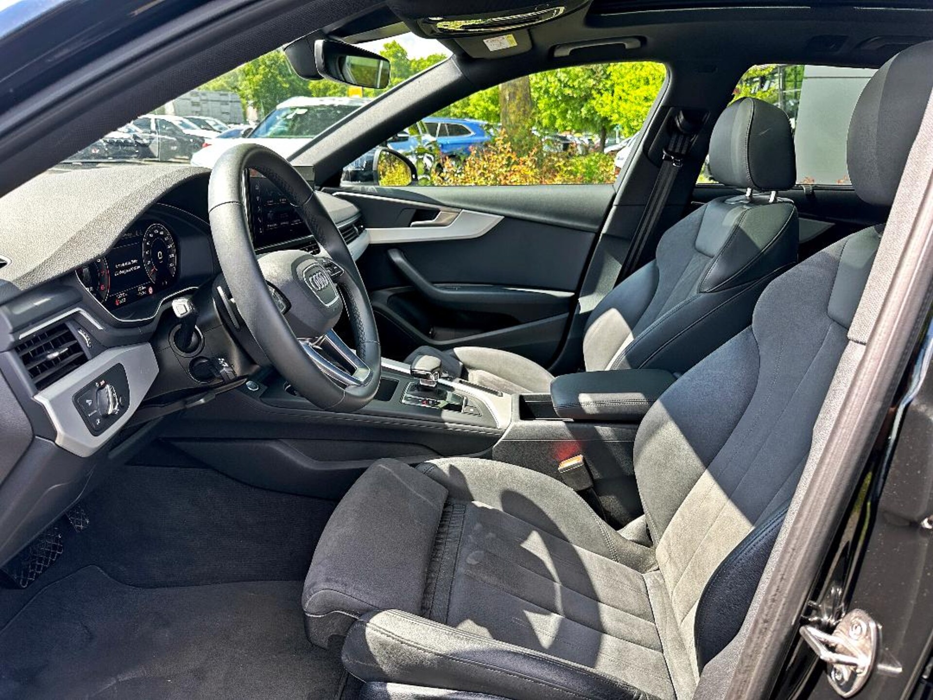 Audi A4 Avant S line