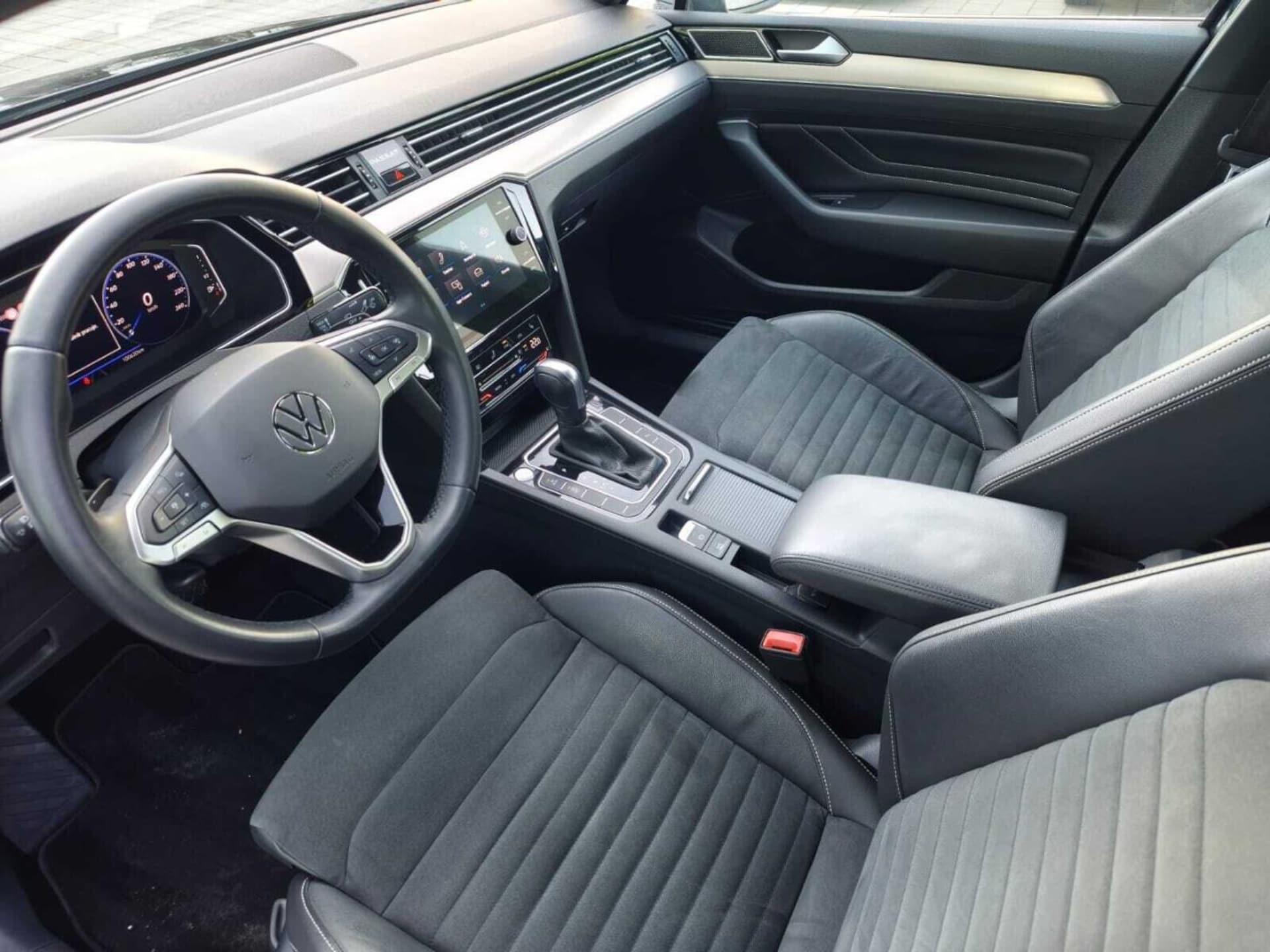 Volkswagen Passat Elegance
