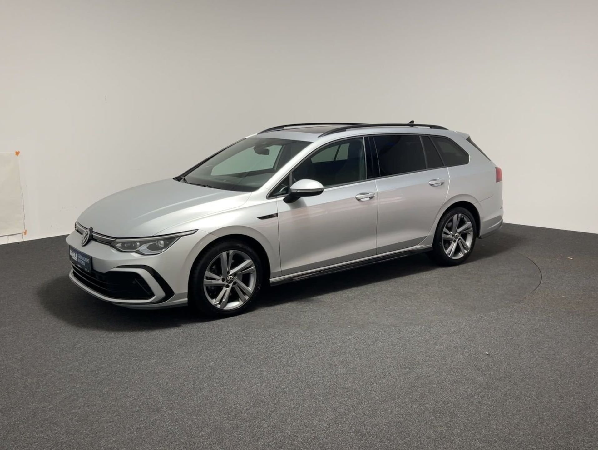 Volkswagen Golf Variant R-Line