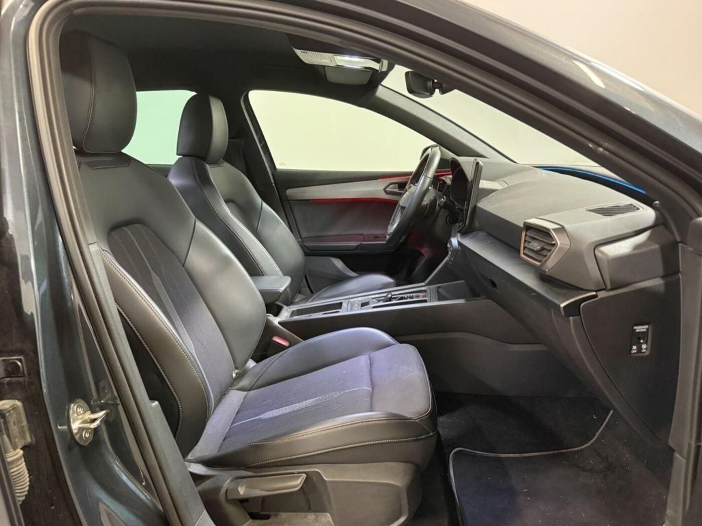 CUPRA Leon Sportstourer 1.5 eTSI DSG 110 kW (150 CV) — photo 5