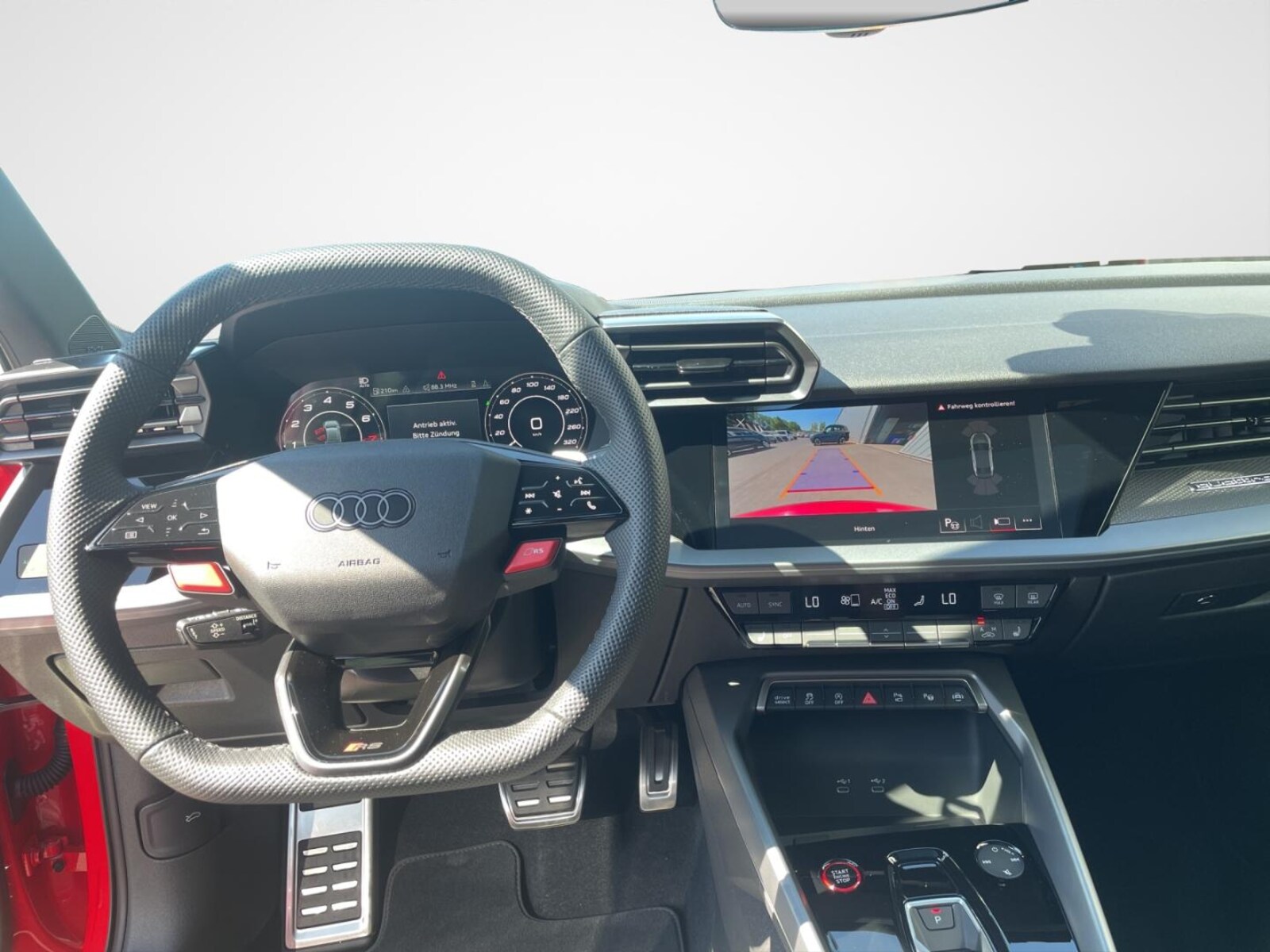 Audi RS 3 Limousine – Bild 8