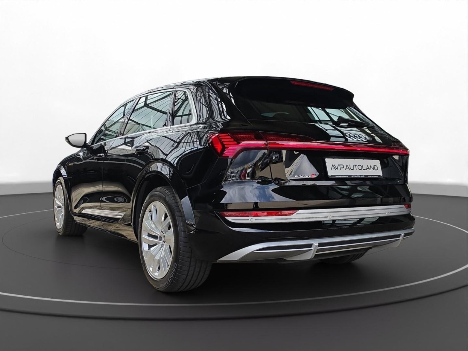 Audi e-tron S