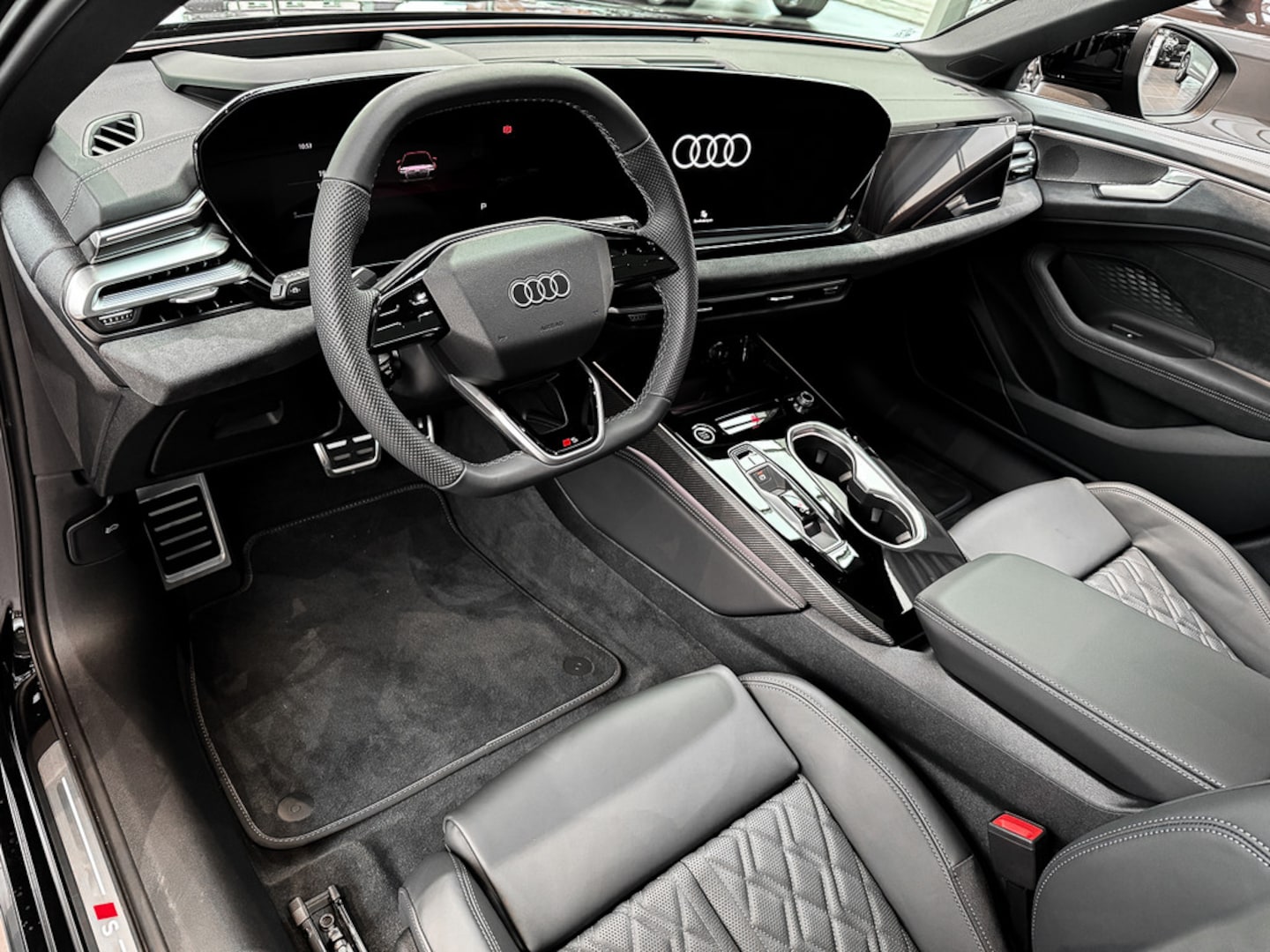 Bild über Audi A6 Avant edition one TDI quattro 150 kW S tronic - für weitere Informationen kontaktieren Sie den Audi Partner