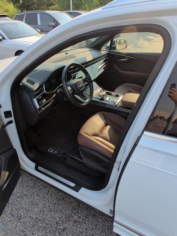 2021 Audi Q7