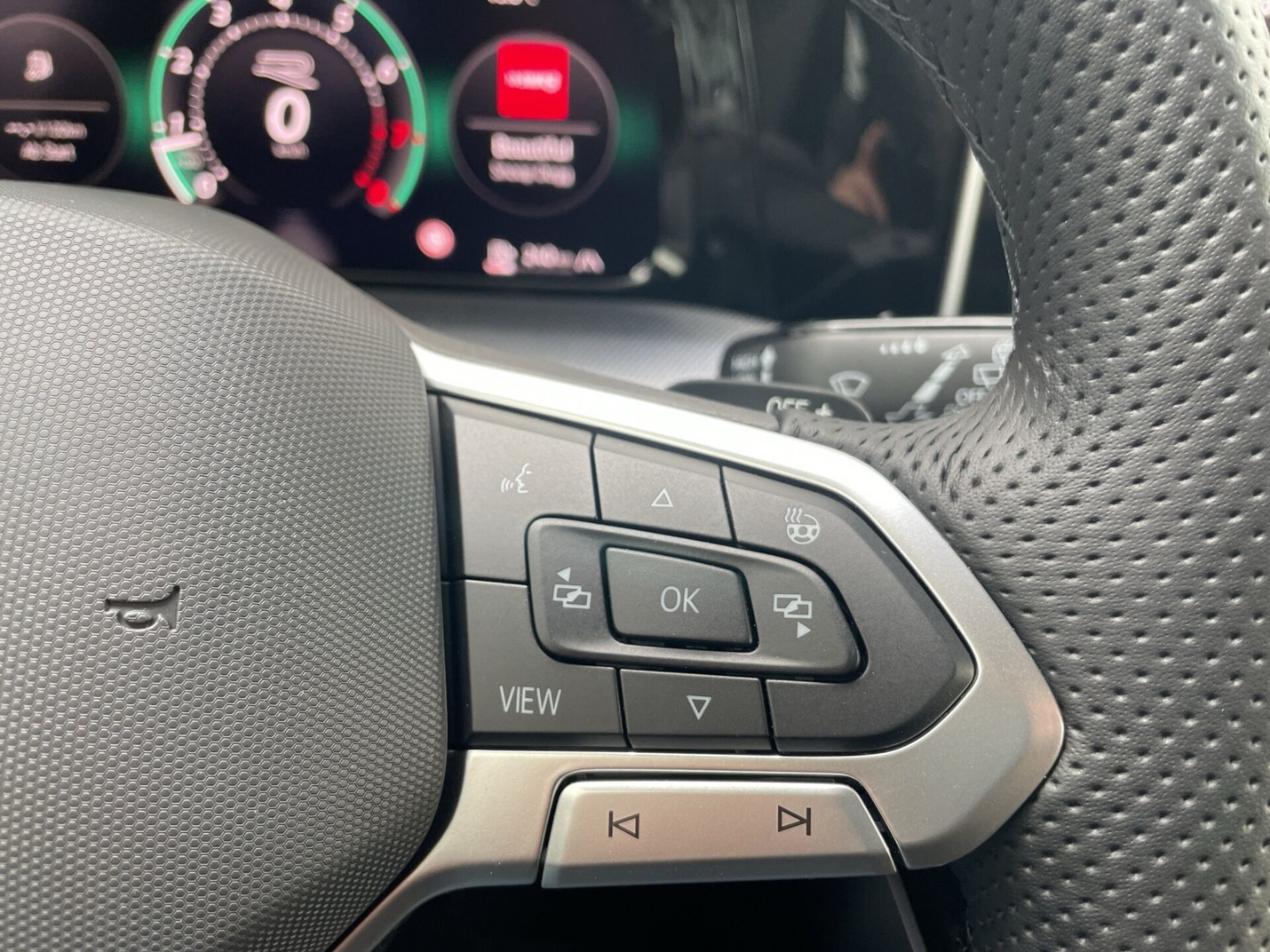 Volkswagen Golf R-Line