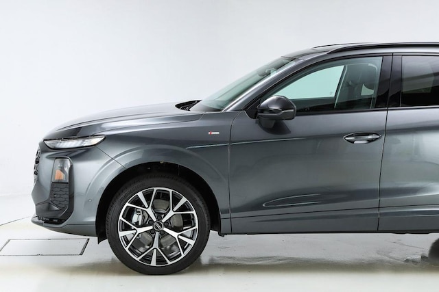 2026 Audi Q3 Base - Photo 6