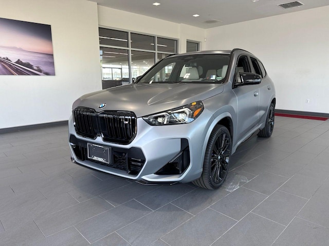 2025 BMW X1