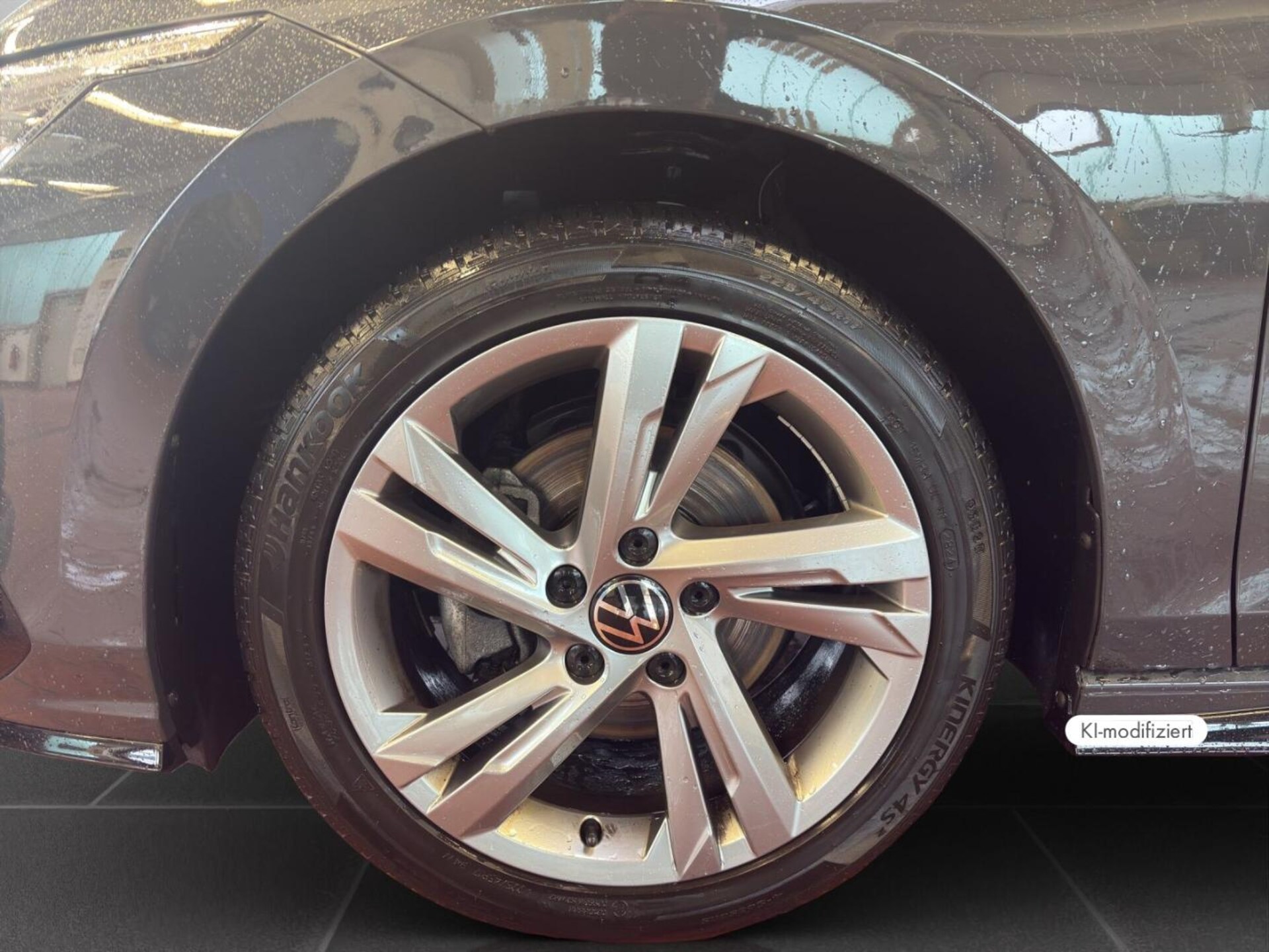 Volkswagen Golf R-Line