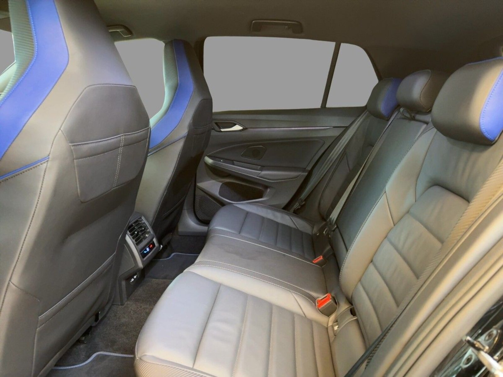 Volkswagen Golf – Bild 10