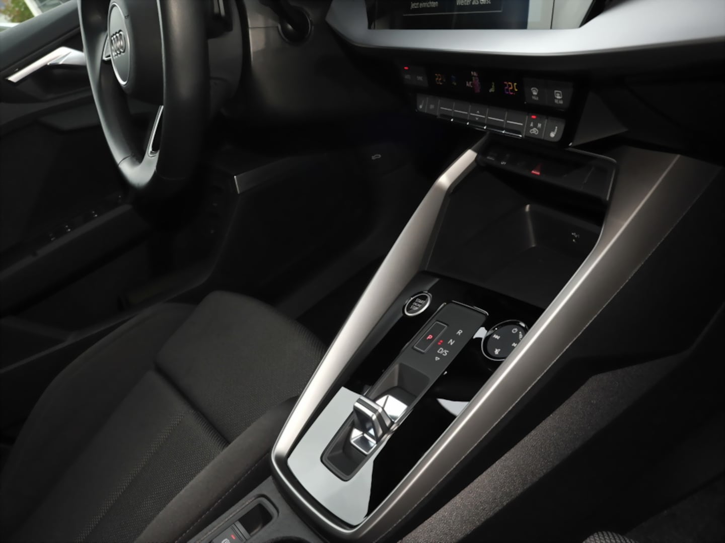 Bild über Audi A3 Sportback TFSI e 40 TFSI e S tronic - für weitere Informationen kontaktieren Sie den Audi Partner