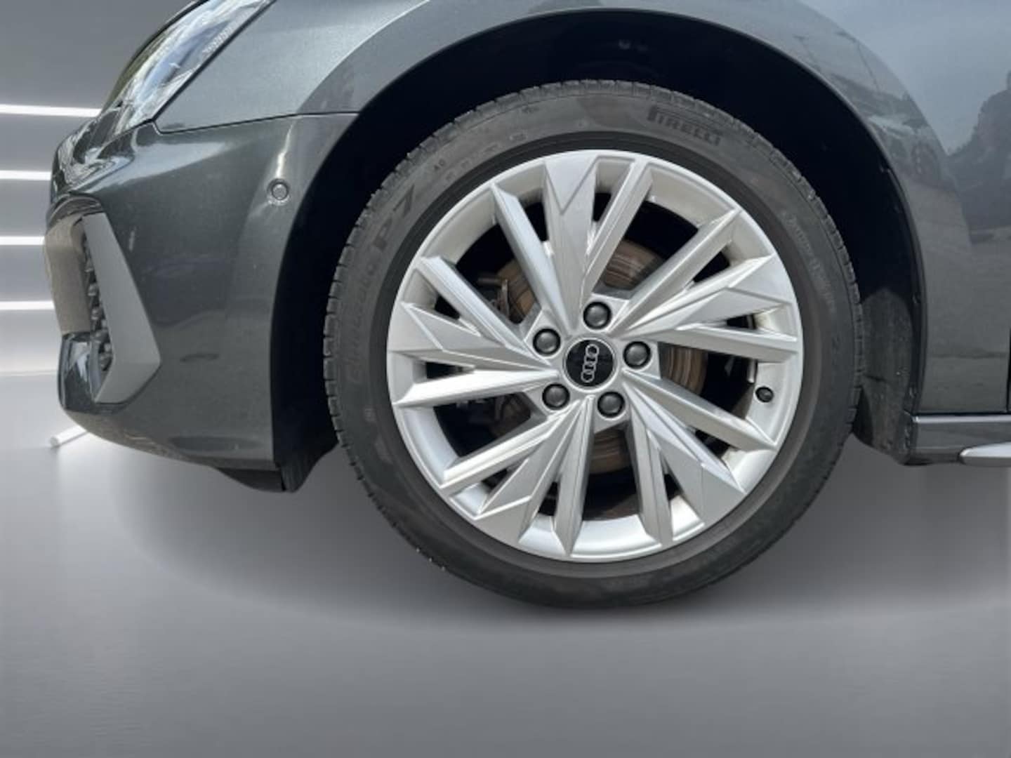 Bild über Audi A3 Sportback S line 35 TFSI S tronic - für weitere Informationen kontaktieren Sie den Audi Partner