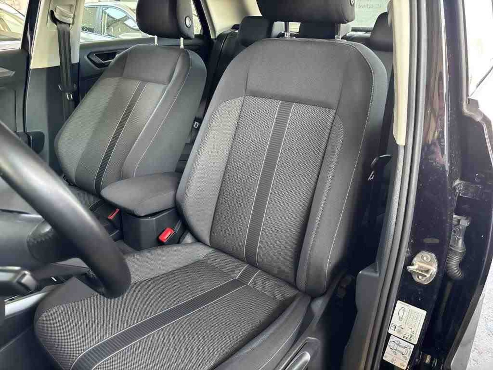 Volkswagen T-Roc – Bild 4