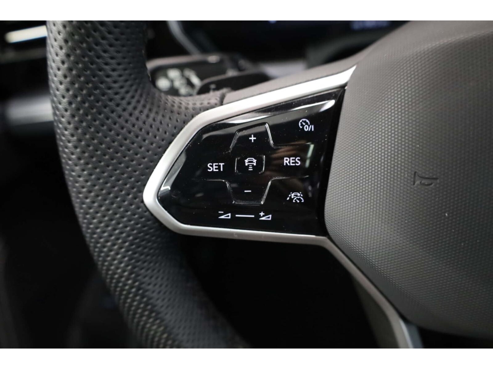 Volkswagen Touareg – Bild 10