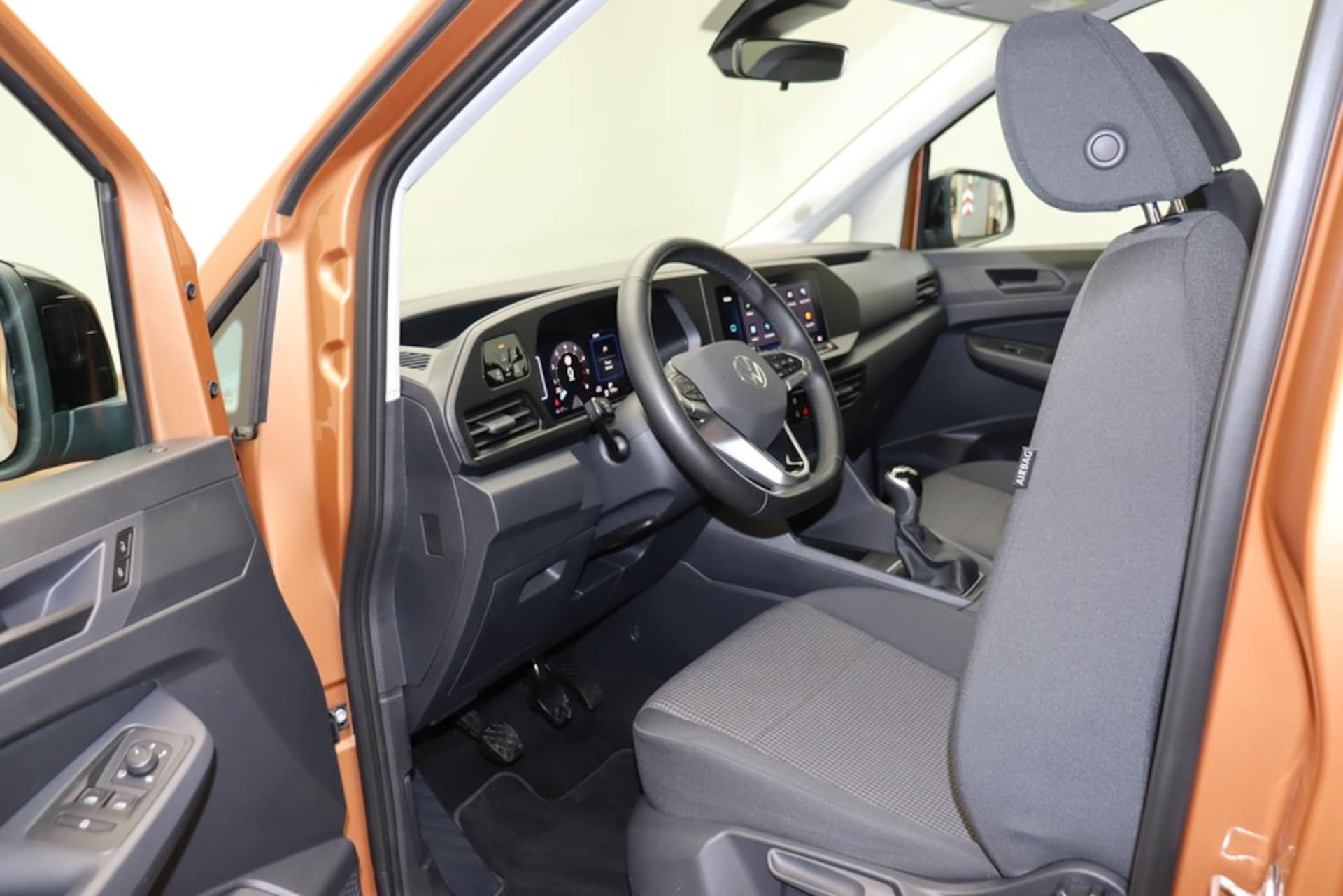 Volkswagen Caddy Basis-Modell