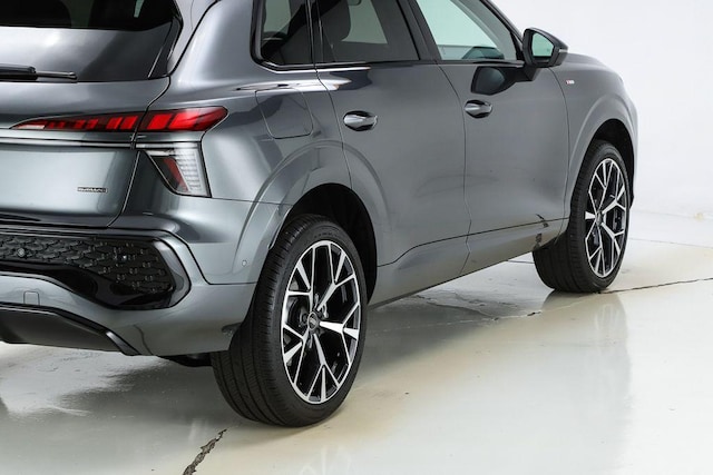 2026 Audi Q3 Base - Photo 18