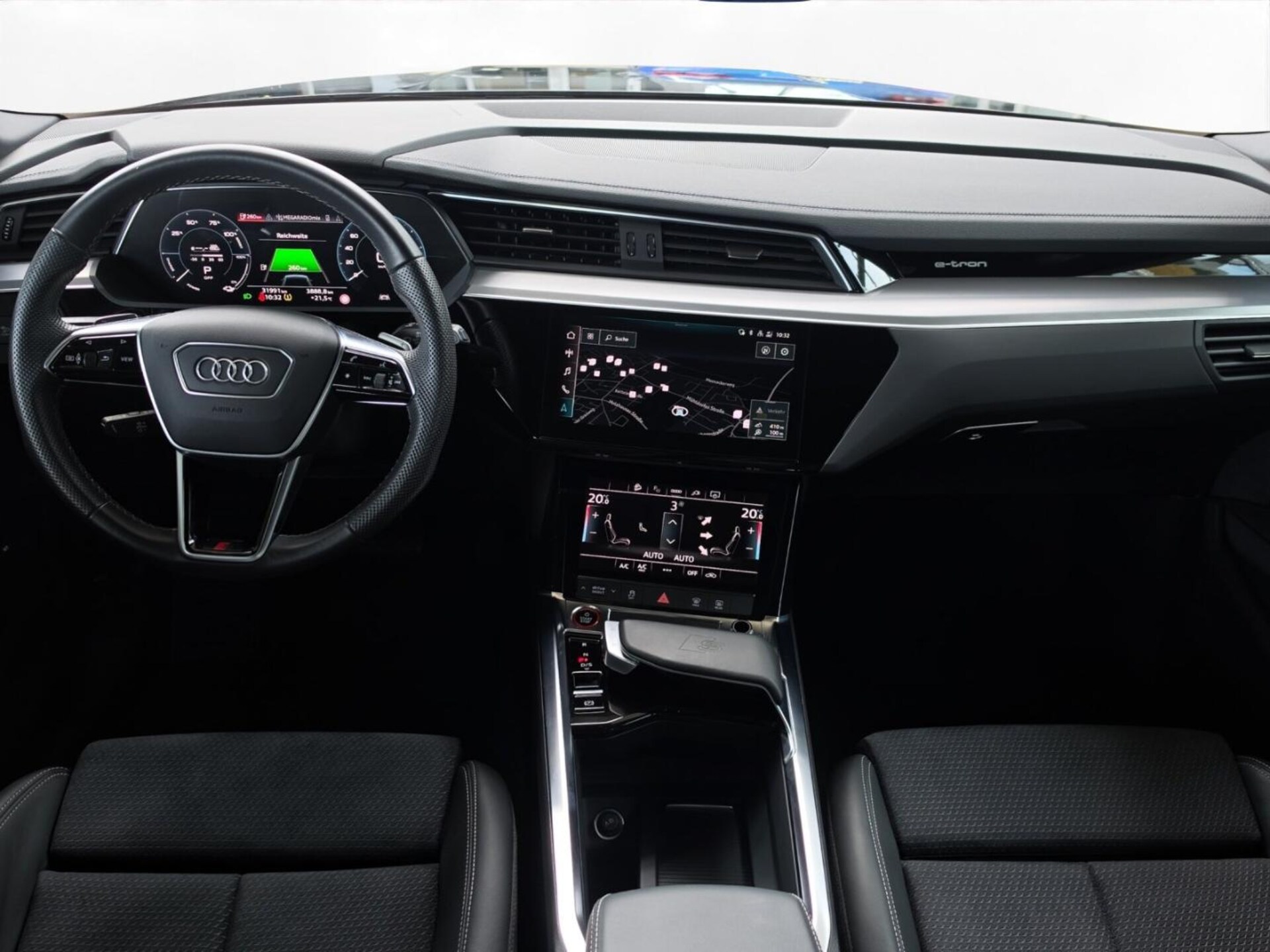 Audi e-tron S