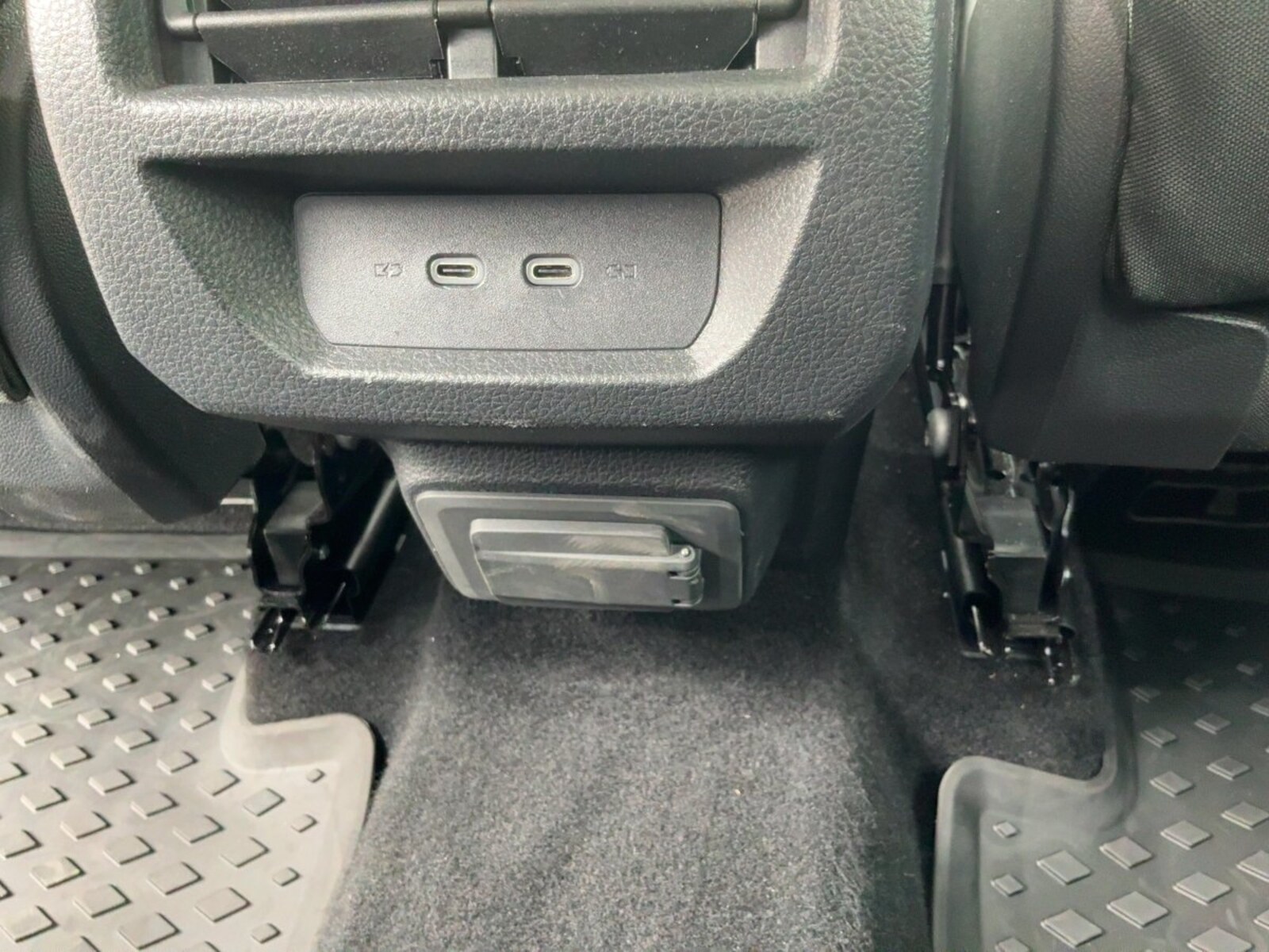 Volkswagen Caddy Maxi – Bild 17