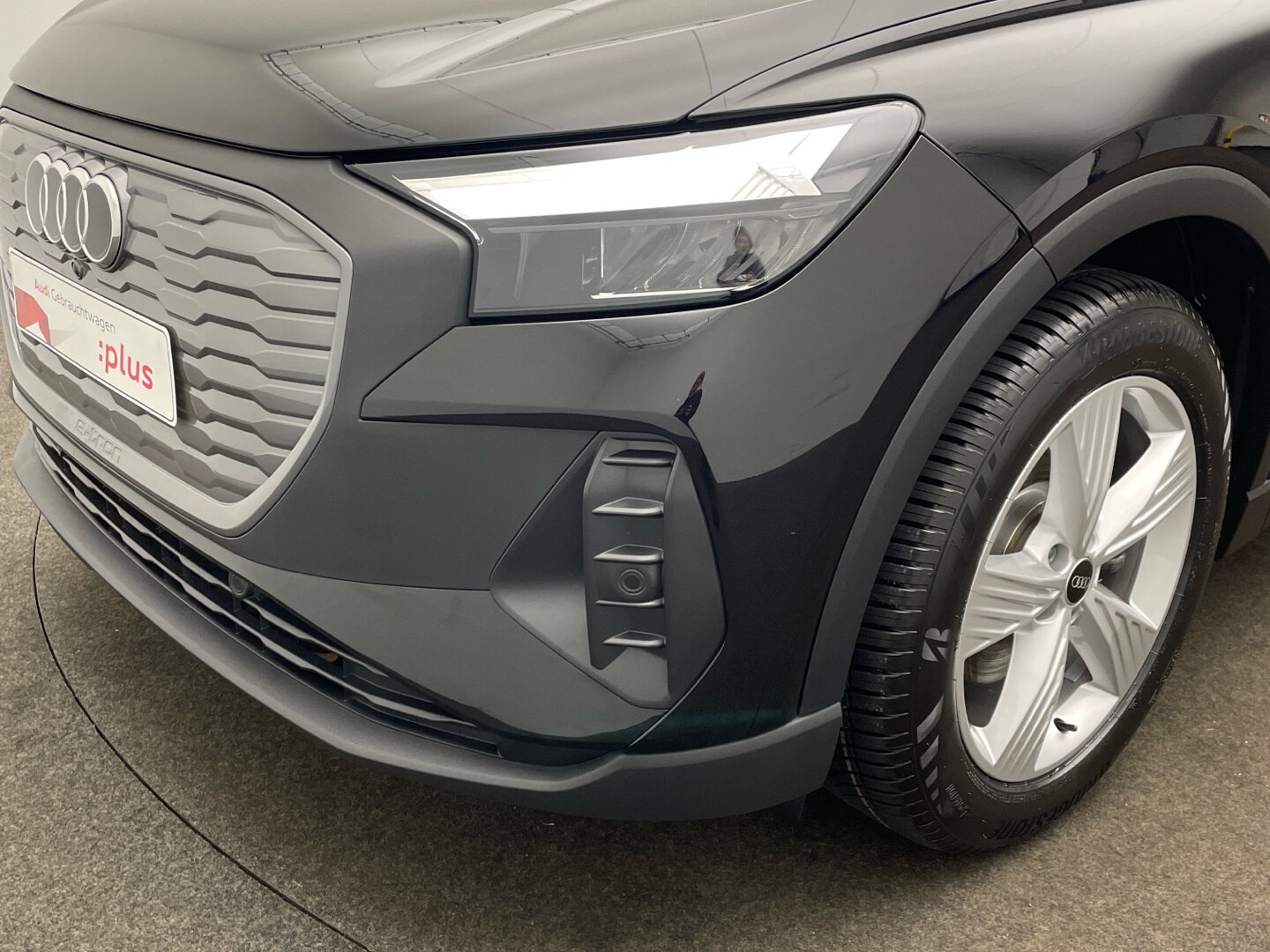 Image about Audi Q4 e-tron 35 e-tron