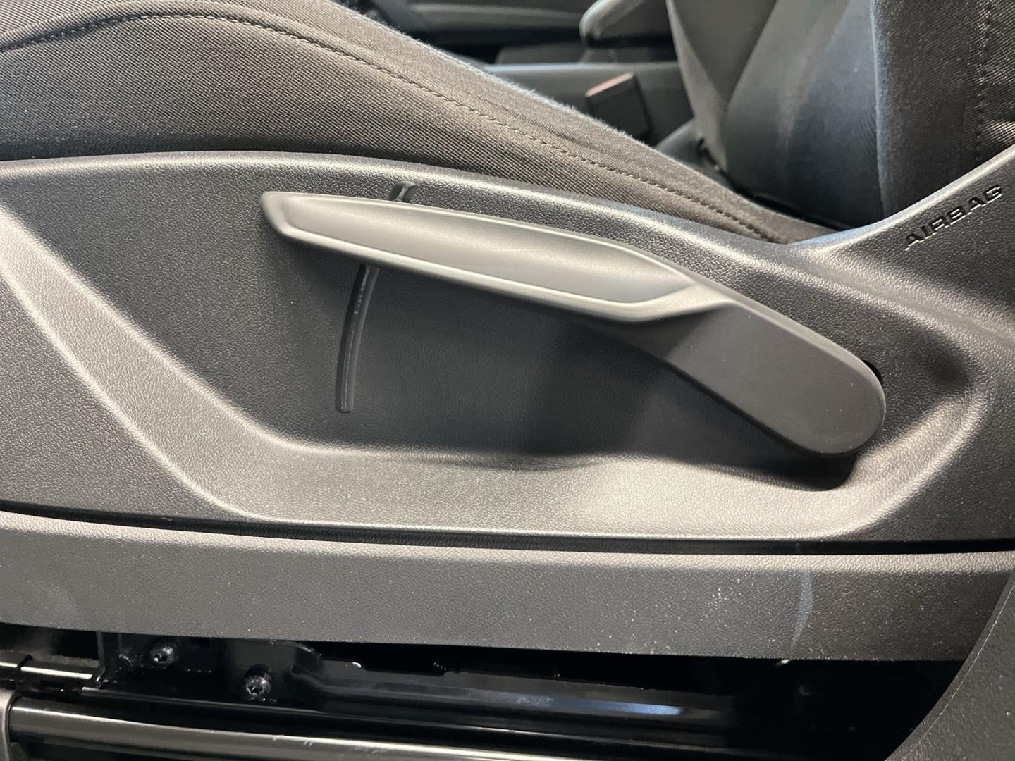 Bild über Audi Q5 Sportback 40 TFSI quattro S tronic - für weitere Informationen kontaktieren Sie den Audi Partner