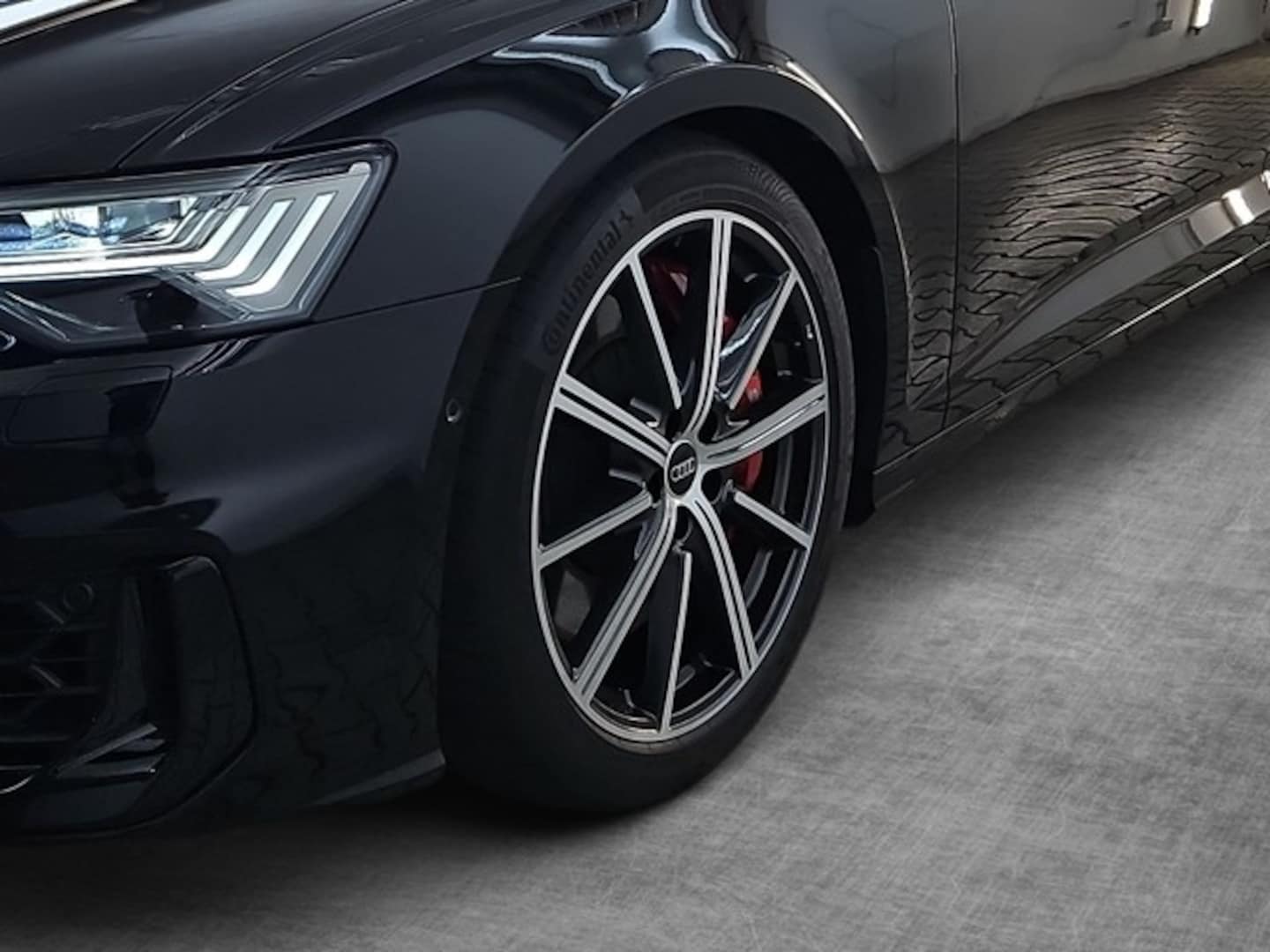 Bild über Audi S6 Avant TDI quattro tiptronic - für weitere Informationen kontaktieren Sie den Audi Partner