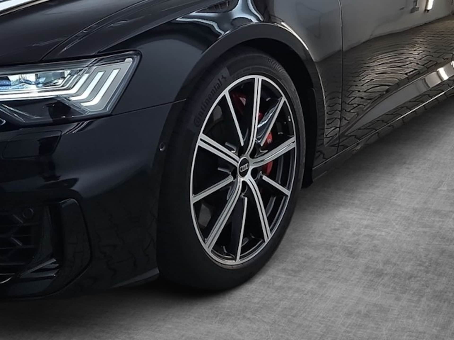 Audi S6 Avant