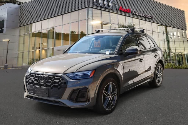 Photo of 2023 Audi Q5 TFSI e 