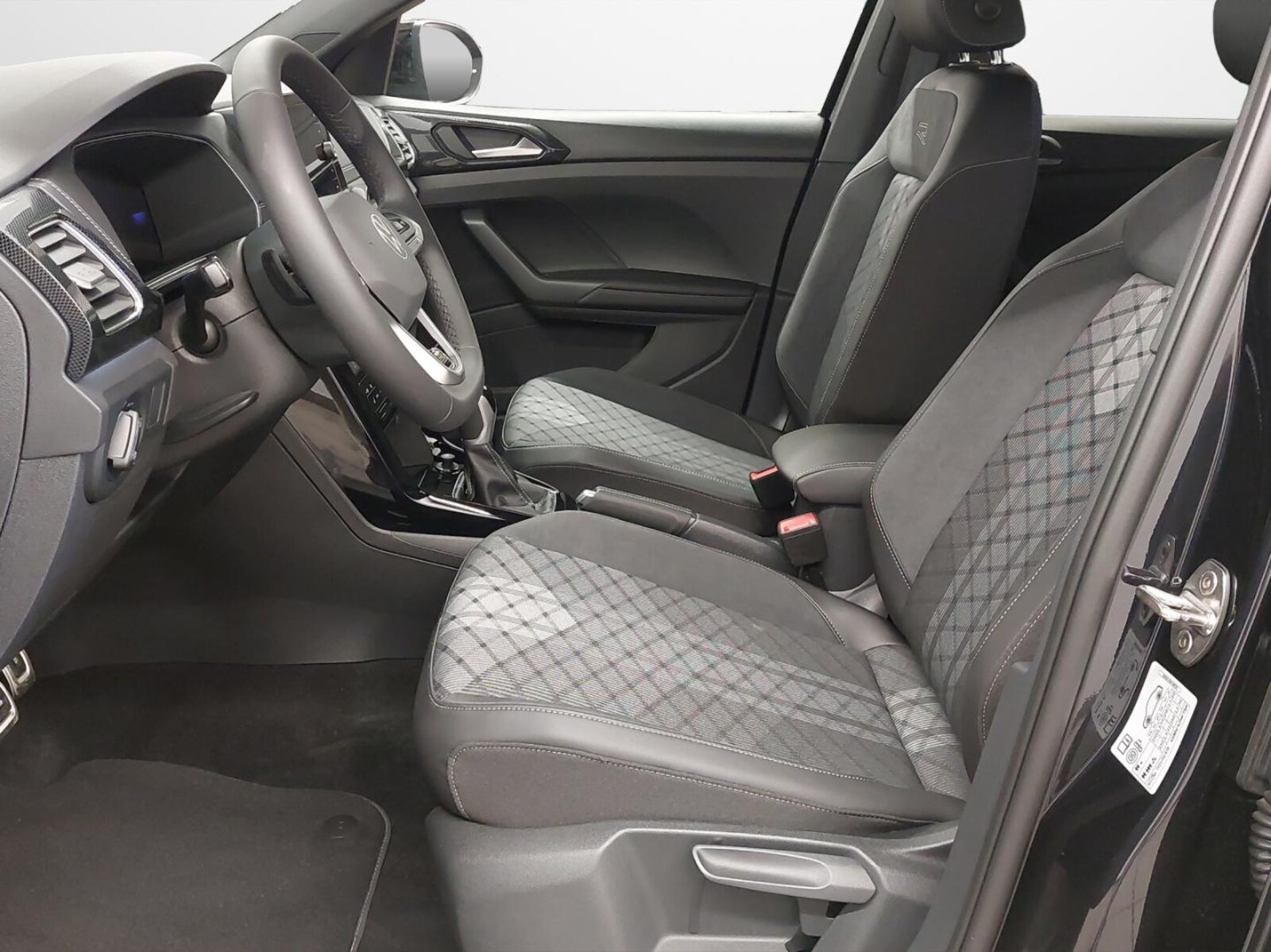 Volkswagen T-Cross – Bild 7