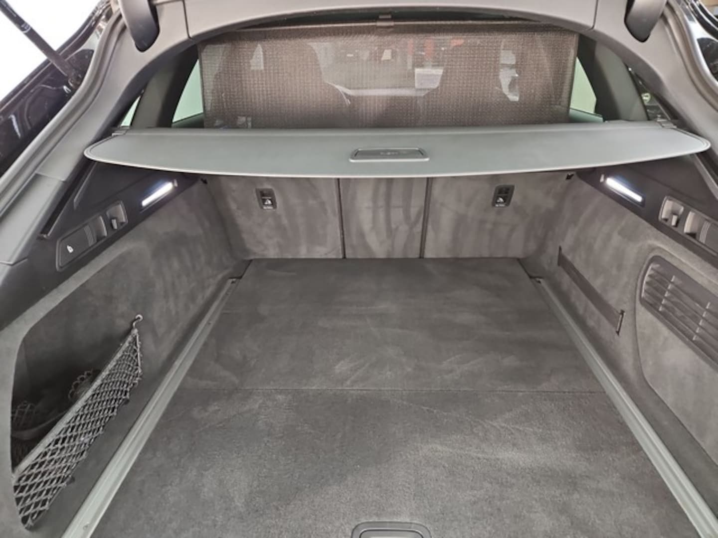 Bild über Audi S6 Avant TDI quattro tiptronic - für weitere Informationen kontaktieren Sie den Audi Partner