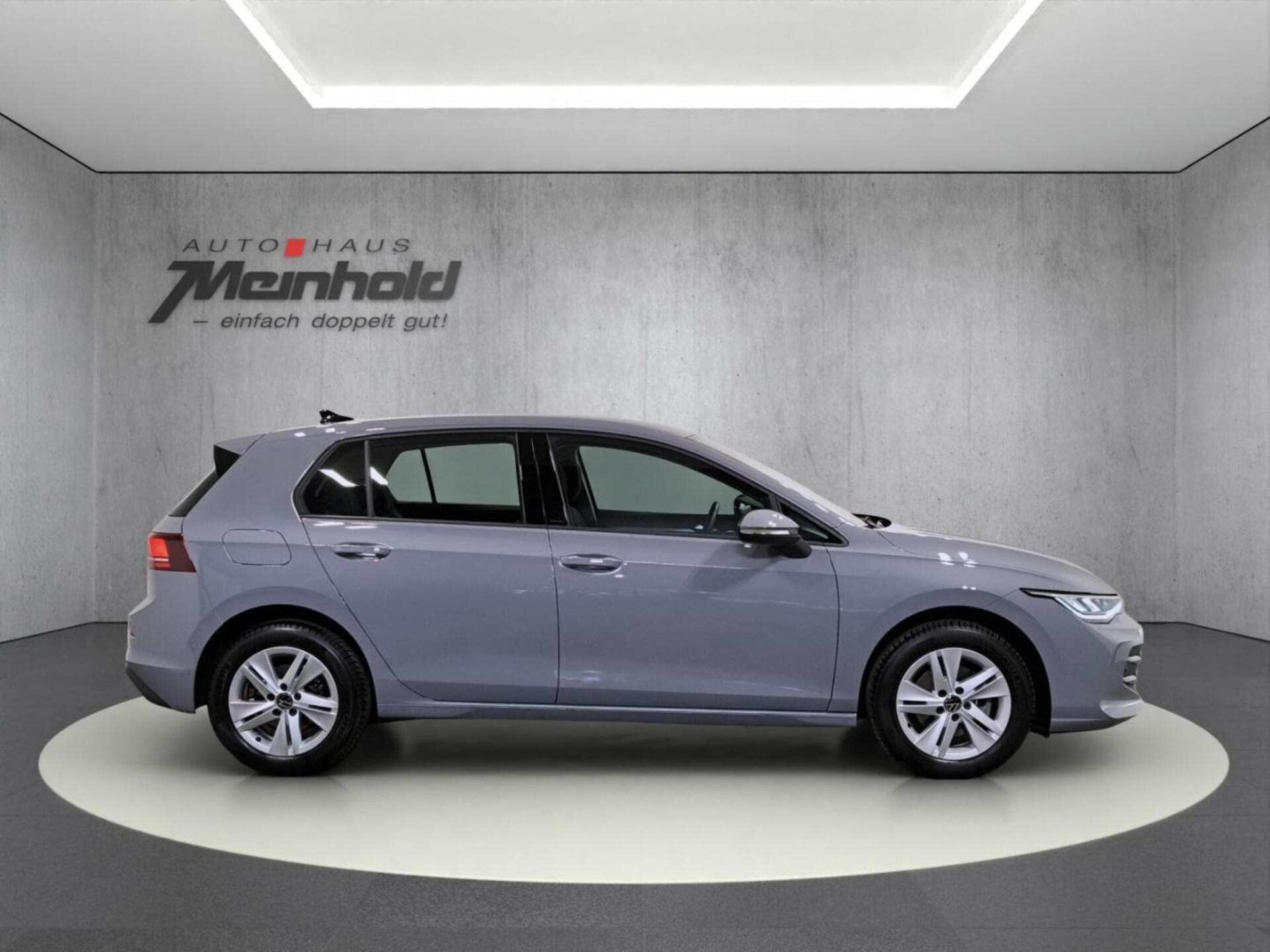 Volkswagen Golf Life